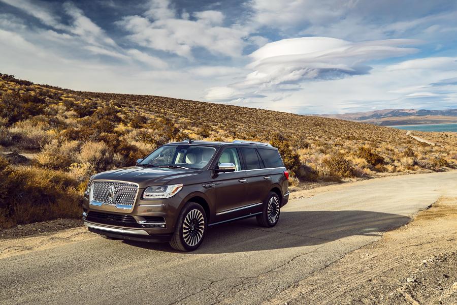  Lincoln Navigator Black Label 2017 года  (фото 47 из 52)